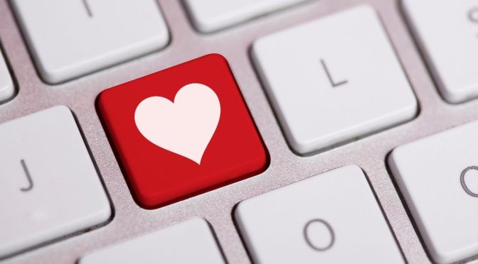 Why is Online Dating Becoming So Popular?