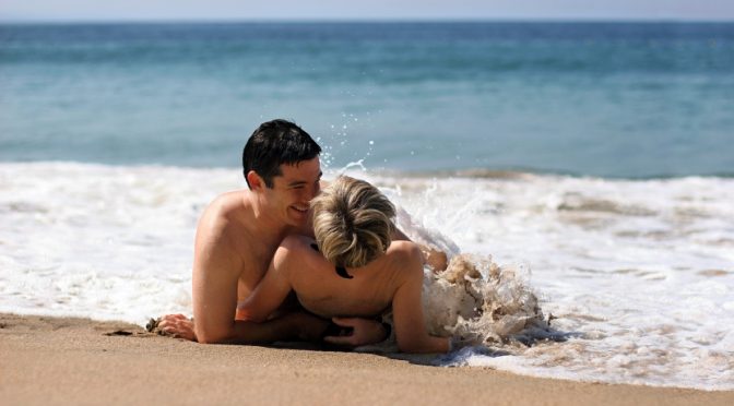Couple Busted For Sex On Beach!